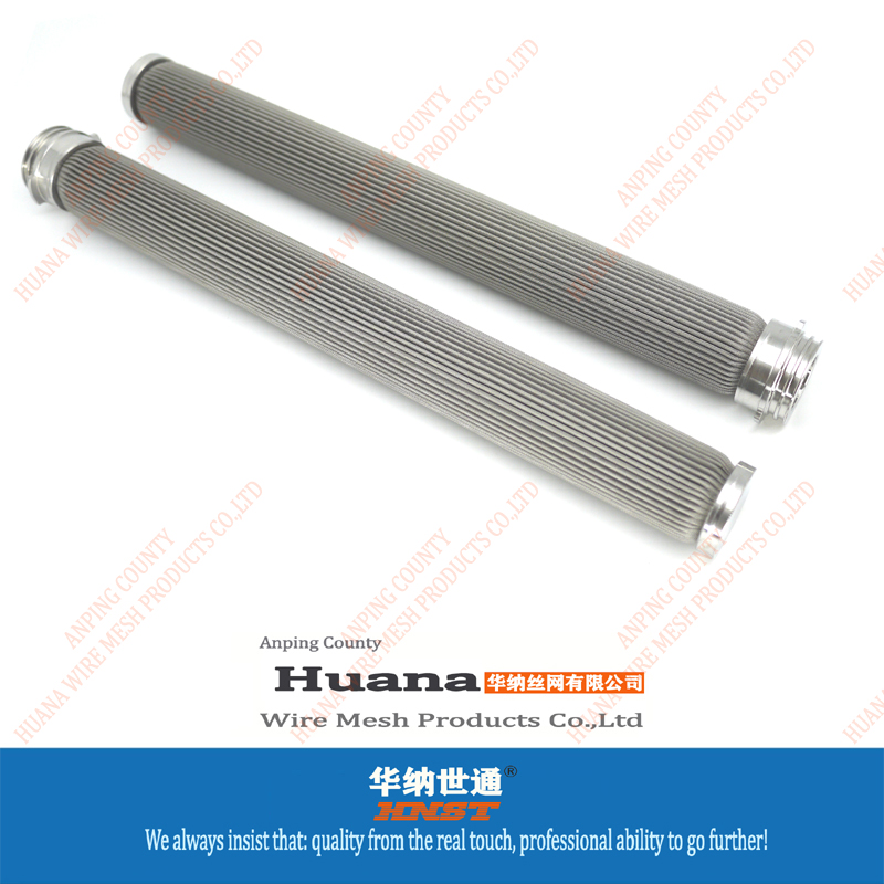 Pleated filter element 